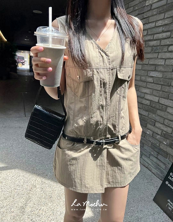 俐落感車線尼龍連身裙